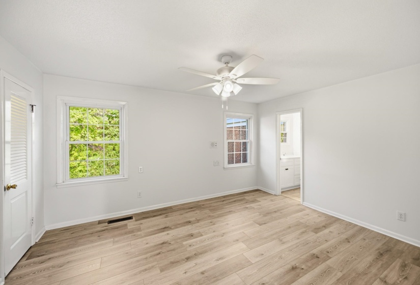 691 POPLAR DR, Decaturville, Tennessee 38329, 3 Bedroom Bedrooms, 9 Room Rooms,2 BathroomBathrooms,Residential,For Sale,POPLAR,0,10229622
