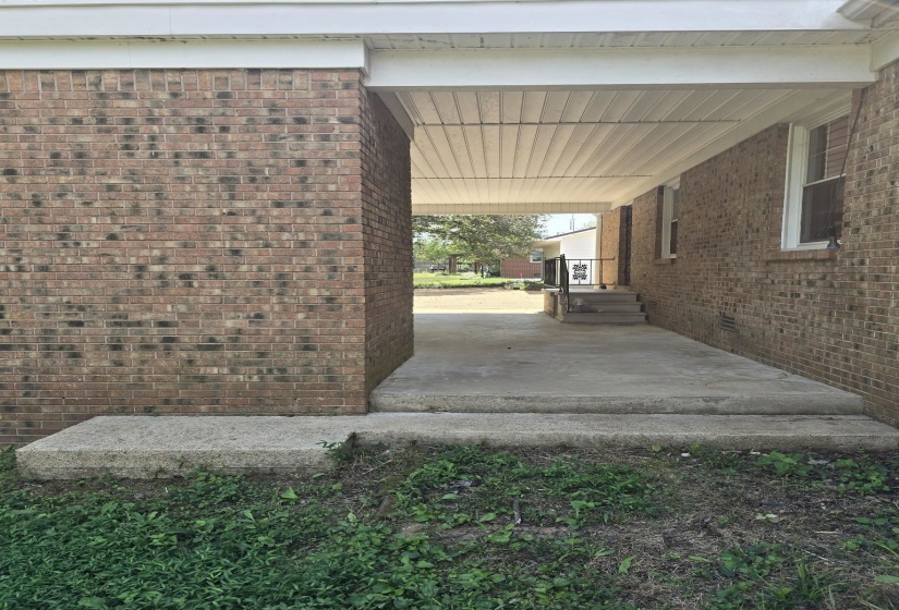 691 POPLAR DR, Decaturville, Tennessee 38329, 3 Bedroom Bedrooms, 9 Room Rooms,2 BathroomBathrooms,Residential,For Sale,POPLAR,0,10229622