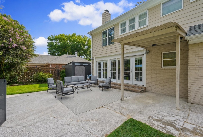 1876 BRIERBROOK RD, Germantown, Tennessee 38138, 5 Bedroom Bedrooms, 9 Room Rooms,2.1 BathroomBathrooms,Residential,For Sale,BRIERBROOK,0,10229624