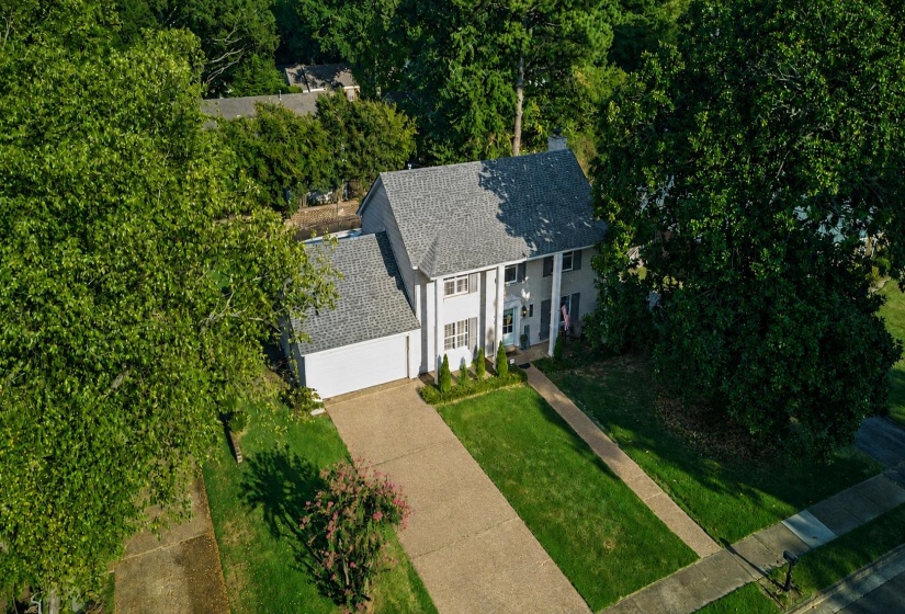 1876 BRIERBROOK RD, Germantown, Tennessee 38138, 5 Bedroom Bedrooms, 9 Room Rooms,2.1 BathroomBathrooms,Residential,For Sale,BRIERBROOK,0,10229624