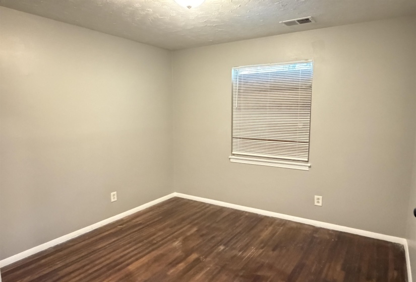 3649 SUZANNE DR, Memphis, Tennessee 38127, 4 Bedroom Bedrooms, 7 Room Rooms,2 BathroomBathrooms,Residential,For Sale,SUZANNE,0,10229625