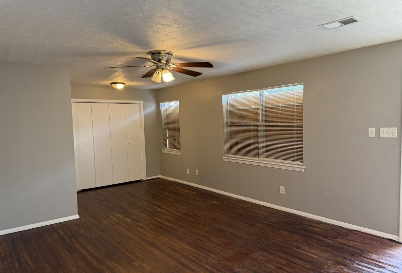 3649 SUZANNE DR, Memphis, Tennessee 38127, 4 Bedroom Bedrooms, 7 Room Rooms,2 BathroomBathrooms,Residential,For Sale,SUZANNE,0,10229625