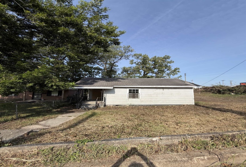 1349 MCNEIL ST, Memphis, Tennessee 38108, 2 Bedroom Bedrooms, 4 Room Rooms,1 BathroomBathrooms,Residential,For Sale,MCNEIL,0,10229626