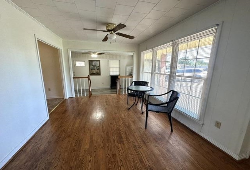 1105 PINHOOK DR, Savannah, Tennessee 38372, 3 Bedroom Bedrooms, 8 Room Rooms,1.1 BathroomBathrooms,Residential,For Sale,PINHOOK,0,10229627