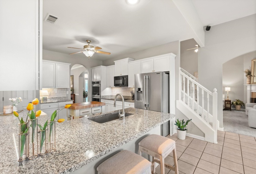 9424 LAUREL HILL DR, Lakeland, Tennessee 38002, 5 Bedroom Bedrooms, 10 Room Rooms,3 BathroomBathrooms,Residential,For Sale,LAUREL HILL,0,10229630