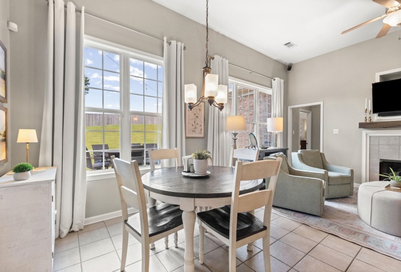 9424 LAUREL HILL DR, Lakeland, Tennessee 38002, 5 Bedroom Bedrooms, 10 Room Rooms,3 BathroomBathrooms,Residential,For Sale,LAUREL HILL,0,10229630