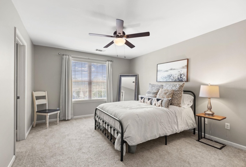 9424 LAUREL HILL DR, Lakeland, Tennessee 38002, 5 Bedroom Bedrooms, 10 Room Rooms,3 BathroomBathrooms,Residential,For Sale,LAUREL HILL,0,10229630