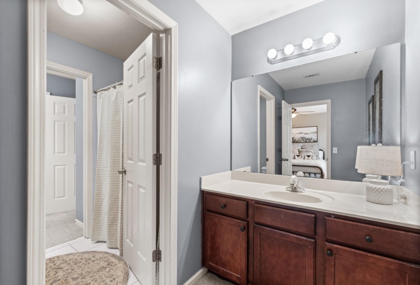 9424 LAUREL HILL DR, Lakeland, Tennessee 38002, 5 Bedroom Bedrooms, 10 Room Rooms,3 BathroomBathrooms,Residential,For Sale,LAUREL HILL,0,10229630
