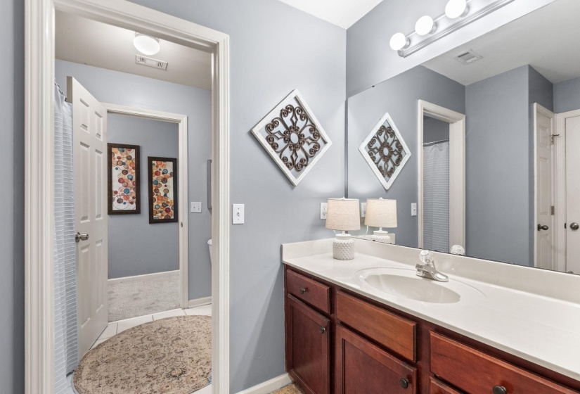 9424 LAUREL HILL DR, Lakeland, Tennessee 38002, 5 Bedroom Bedrooms, 10 Room Rooms,3 BathroomBathrooms,Residential,For Sale,LAUREL HILL,0,10229630