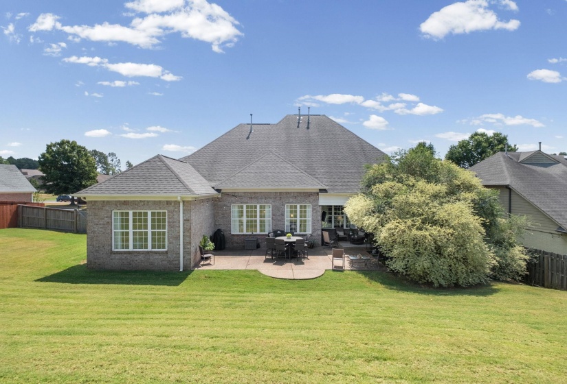 9424 LAUREL HILL DR, Lakeland, Tennessee 38002, 5 Bedroom Bedrooms, 10 Room Rooms,3 BathroomBathrooms,Residential,For Sale,LAUREL HILL,0,10229630