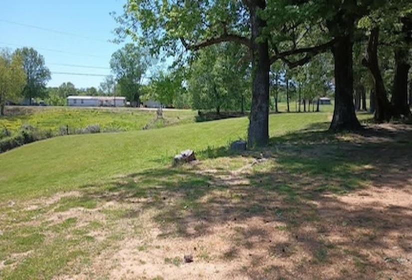 2158 BARLOW RD, Ripley, Tennessee 38063-5866, 3 Bedroom Bedrooms, 8 Room Rooms,2 BathroomBathrooms,Residential,For Sale,BARLOW,0,10229631