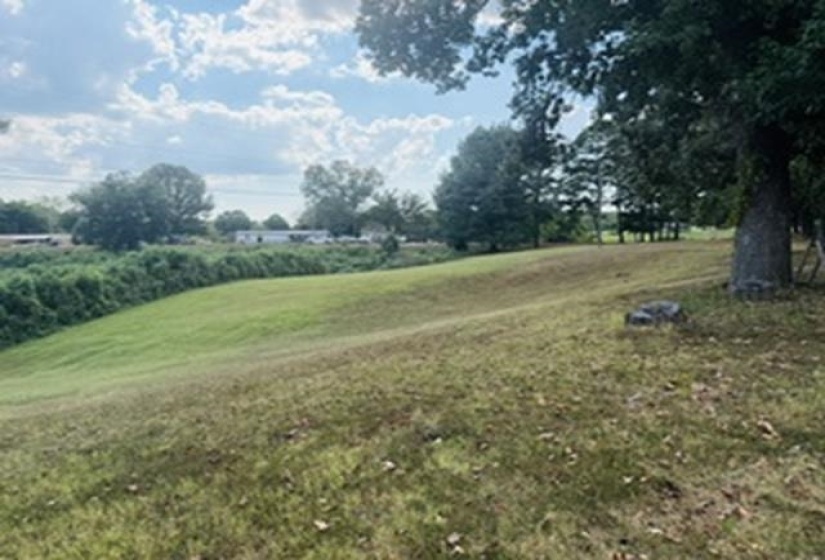 2158 BARLOW RD, Ripley, Tennessee 38063-5866, 3 Bedroom Bedrooms, 8 Room Rooms,2 BathroomBathrooms,Residential,For Sale,BARLOW,0,10229631