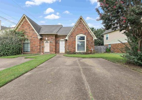 1613 OAKEN BUCKET DR, Memphis, Tennessee 38016, 2 Bedroom Bedrooms, 5 Room Rooms,2 BathroomBathrooms,Residential,For Sale,OAKEN BUCKET,0,10229632 1613 OAKEN BUCKET DR, Memphis, Tennessee 38016, 2 Bedroom Bedrooms, 5 Room Rooms,2 BathroomBathrooms,Residential,For Sale,OAKEN BUCKET,0,10229632