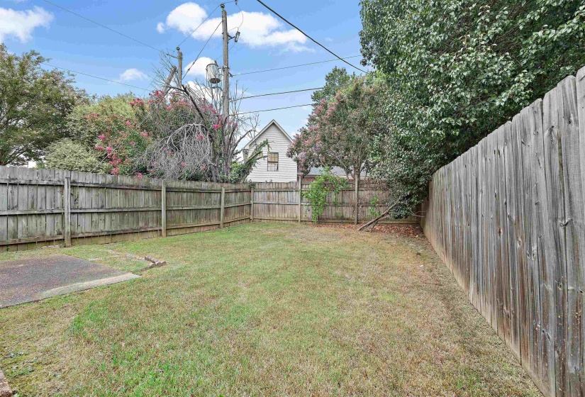 1613 OAKEN BUCKET DR, Memphis, Tennessee 38016, 2 Bedroom Bedrooms, 5 Room Rooms,2 BathroomBathrooms,Residential,For Sale,OAKEN BUCKET,0,10229632