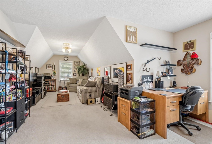 1563 COLLINGHAM DR, Collierville, Tennessee 38017, 5 Bedroom Bedrooms, 11 Room Rooms,3.1 BathroomBathrooms,Residential,For Sale,COLLINGHAM,0,10229633