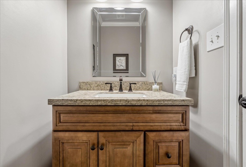 1563 COLLINGHAM DR, Collierville, Tennessee 38017, 5 Bedroom Bedrooms, 11 Room Rooms,3.1 BathroomBathrooms,Residential,For Sale,COLLINGHAM,0,10229633