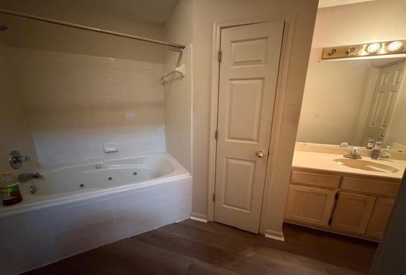 6918 FINCH RD, Memphis, Tennessee 38141, 3 Bedroom Bedrooms, 5 Room Rooms,2 BathroomBathrooms,Residential,For Sale,FINCH,0,10229634