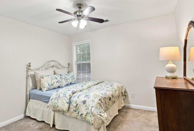 50 BROOKHAVEN LN, Oakland, Tennessee 38060, 4 Bedroom Bedrooms, 9 Room Rooms,2 BathroomBathrooms,Residential,For Sale,BROOKHAVEN,0,10229638