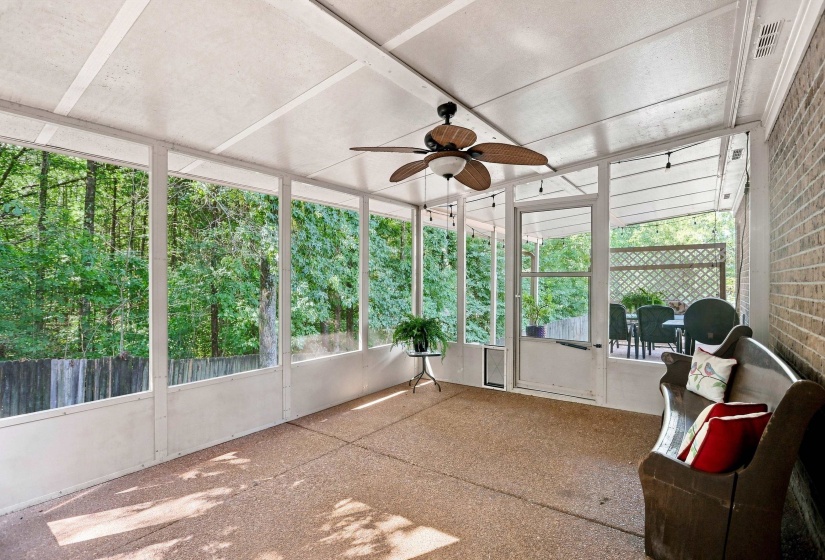 50 BROOKHAVEN LN, Oakland, Tennessee 38060, 4 Bedroom Bedrooms, 9 Room Rooms,2 BathroomBathrooms,Residential,For Sale,BROOKHAVEN,0,10229638