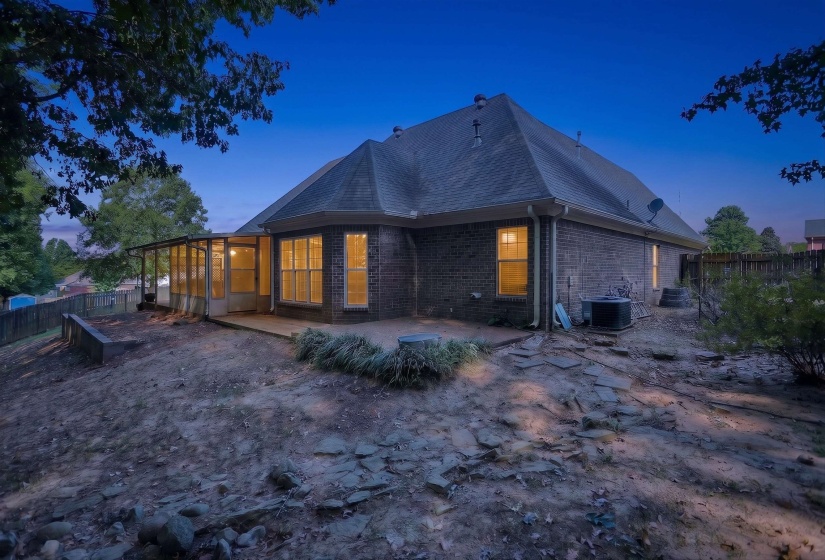 50 BROOKHAVEN LN, Oakland, Tennessee 38060, 4 Bedroom Bedrooms, 9 Room Rooms,2 BathroomBathrooms,Residential,For Sale,BROOKHAVEN,0,10229638