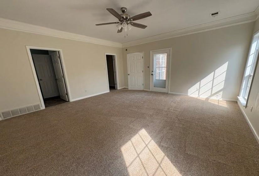 8593 MAY ORCHARD LN, Memphis, Tennessee 38018, 5 Bedroom Bedrooms, 8 Room Rooms,3 BathroomBathrooms,Residential,For Sale,MAY ORCHARD,0,10229641