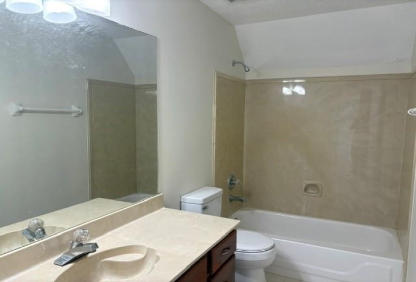 8593 MAY ORCHARD LN, Memphis, Tennessee 38018, 5 Bedroom Bedrooms, 8 Room Rooms,3 BathroomBathrooms,Residential,For Sale,MAY ORCHARD,0,10229641
