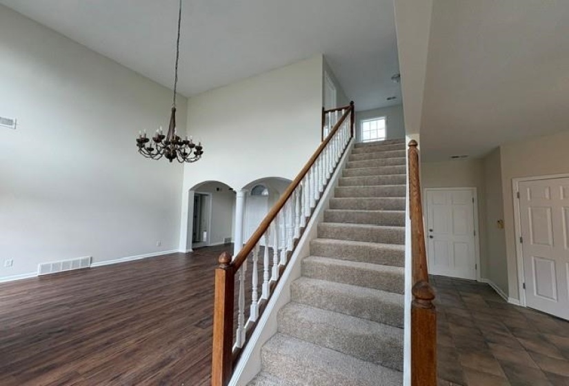 8593 MAY ORCHARD LN, Memphis, Tennessee 38018, 5 Bedroom Bedrooms, 8 Room Rooms,3 BathroomBathrooms,Residential,For Sale,MAY ORCHARD,0,10229641