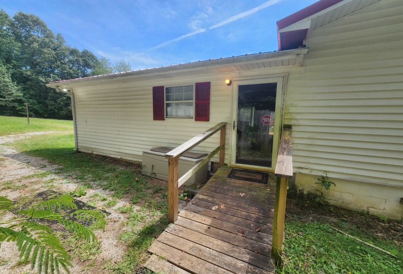 155 SUDDATH RD, Other, Tennessee 37748, 2 Bedroom Bedrooms, 5 Room Rooms,2 BathroomBathrooms,Residential,For Sale,SUDDATH,0,10229642
