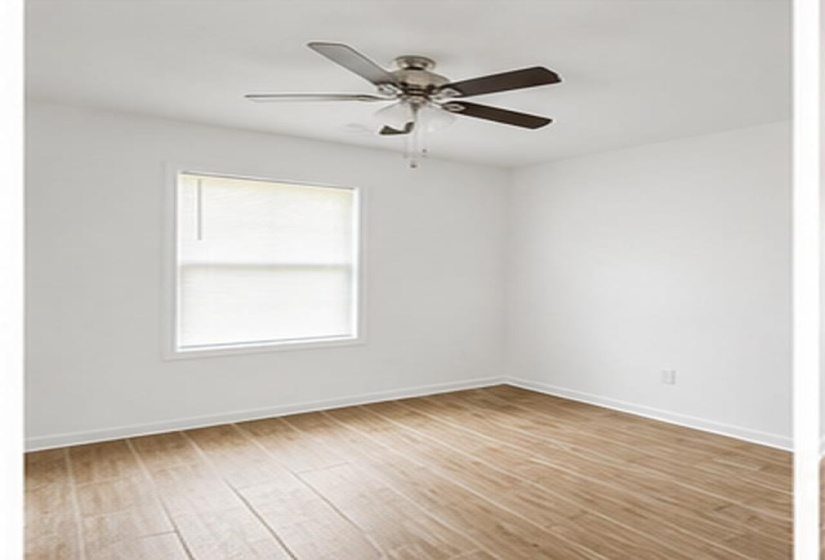 589 GILLEAS RD, Memphis, Tennessee 38109, 3 Bedroom Bedrooms, 8 Room Rooms,2 BathroomBathrooms,Residential,For Sale,GILLEAS,0,10229643