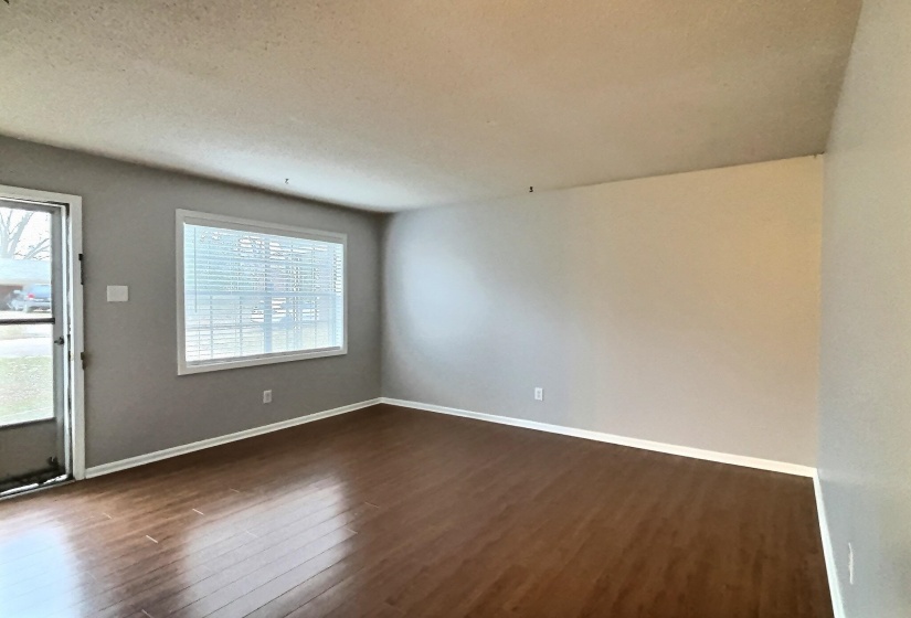 955 POPLAR LEAF RD, Collierville, Tennessee 38017, 3 Bedroom Bedrooms, 5 Room Rooms,1.1 BathroomBathrooms,Rental Properties,For Sale,POPLAR LEAF,0,10229666