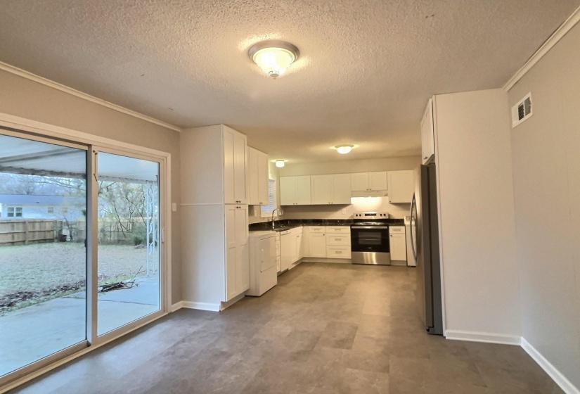 955 POPLAR LEAF RD, Collierville, Tennessee 38017, 3 Bedroom Bedrooms, 5 Room Rooms,1.1 BathroomBathrooms,Rental Properties,For Sale,POPLAR LEAF,0,10229666