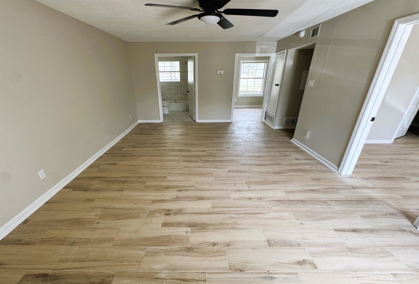 3453 SOUTHERN AVE, Memphis, Tennessee 38111, 2 Bedroom Bedrooms, 2 Room Rooms,1 BathroomBathrooms,Rental Properties,For Sale,SOUTHERN,0,10229702