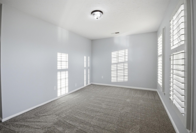 5308 PARK AVE, Memphis, Tennessee 38119, 3 Bedroom Bedrooms, 8 Room Rooms,2.1 BathroomBathrooms,Residential,For Sale,PARK,0,10212975