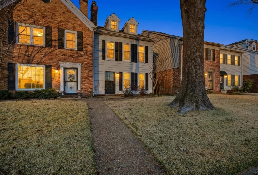 5308 PARK AVE, Memphis, Tennessee 38119, 3 Bedroom Bedrooms, 8 Room Rooms,2.1 BathroomBathrooms,Residential,For Sale,PARK,0,10212975