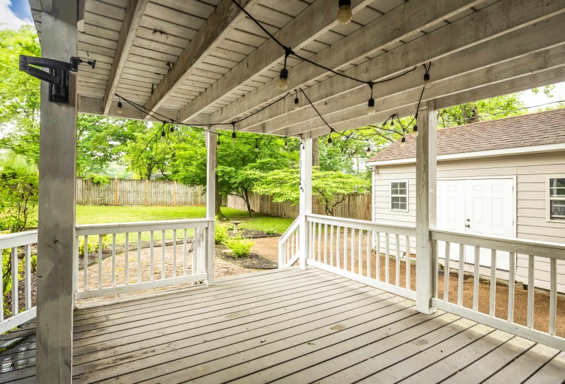 555 HOLMES ST, Memphis, Tennessee 38111, 3 Bedroom Bedrooms, 7 Room Rooms,3 BathroomBathrooms,Residential,For Sale,HOLMES,0,10220548