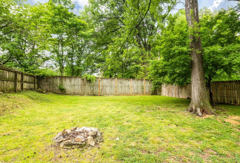 555 HOLMES ST, Memphis, Tennessee 38111, 3 Bedroom Bedrooms, 7 Room Rooms,3 BathroomBathrooms,Residential,For Sale,HOLMES,0,10220548