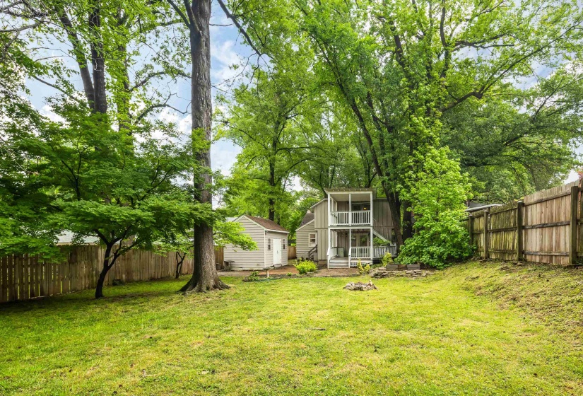 555 HOLMES ST, Memphis, Tennessee 38111, 3 Bedroom Bedrooms, 7 Room Rooms,3 BathroomBathrooms,Residential,For Sale,HOLMES,0,10220548