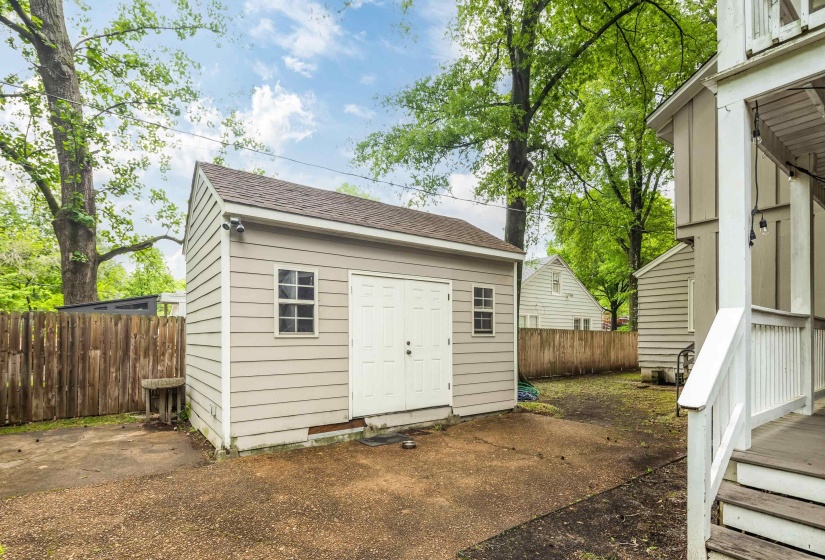 555 HOLMES ST, Memphis, Tennessee 38111, 3 Bedroom Bedrooms, 7 Room Rooms,3 BathroomBathrooms,Residential,For Sale,HOLMES,0,10220548
