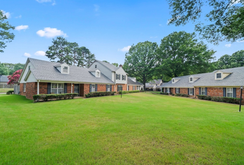 6943 FORDS STATION RD, Germantown, Tennessee 38138, 3 Bedroom Bedrooms, 6 Room Rooms,2.1 BathroomBathrooms,Residential,For Sale,FORDS STATION,0,10226220