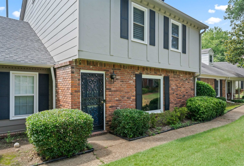 6943 FORDS STATION RD, Germantown, Tennessee 38138, 3 Bedroom Bedrooms, 6 Room Rooms,2.1 BathroomBathrooms,Residential,For Sale,FORDS STATION,0,10226220
