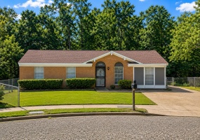 5011 RUTHIE CV, Unicorp/Memphis, Tennessee 38127, 3 Bedroom Bedrooms, 6 Room Rooms,1 BathroomBathrooms,Residential,For Sale,RUTHIE,0,10229646 5011 RUTHIE CV, Unicorp/Memphis, Tennessee 38127, 3 Bedroom Bedrooms, 6 Room Rooms,1 BathroomBathrooms,Residential,For Sale,RUTHIE,0,10229646