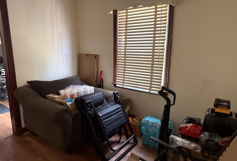 2609 DUNN AVE, Memphis, Tennessee 38114, 2 Bedroom Bedrooms, 5 Room Rooms,1 BathroomBathrooms,Residential,For Sale,DUNN,0,10229653