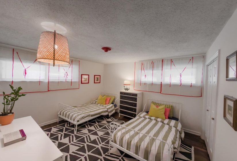 1941 EDWARD AVE, Memphis, Tennessee 38107, 4 Bedroom Bedrooms, 8 Room Rooms,2.1 BathroomBathrooms,Residential,For Sale,EDWARD,0,10229656