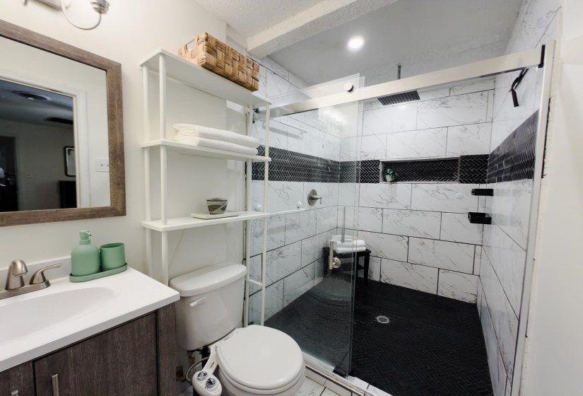1941 EDWARD AVE, Memphis, Tennessee 38107, 4 Bedroom Bedrooms, 8 Room Rooms,2.1 BathroomBathrooms,Residential,For Sale,EDWARD,0,10229656