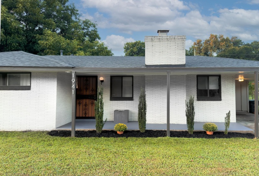 1941 EDWARD AVE, Memphis, Tennessee 38107, 4 Bedroom Bedrooms, 8 Room Rooms,2.1 BathroomBathrooms,Residential,For Sale,EDWARD,0,10229656