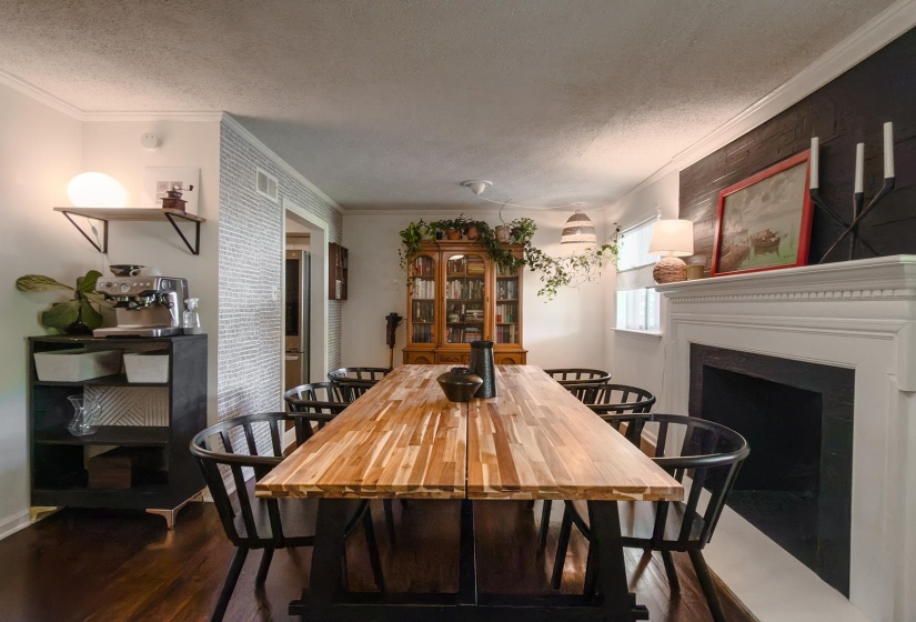 1941 EDWARD AVE, Memphis, Tennessee 38107, 4 Bedroom Bedrooms, 8 Room Rooms,2.1 BathroomBathrooms,Residential,For Sale,EDWARD,0,10229656