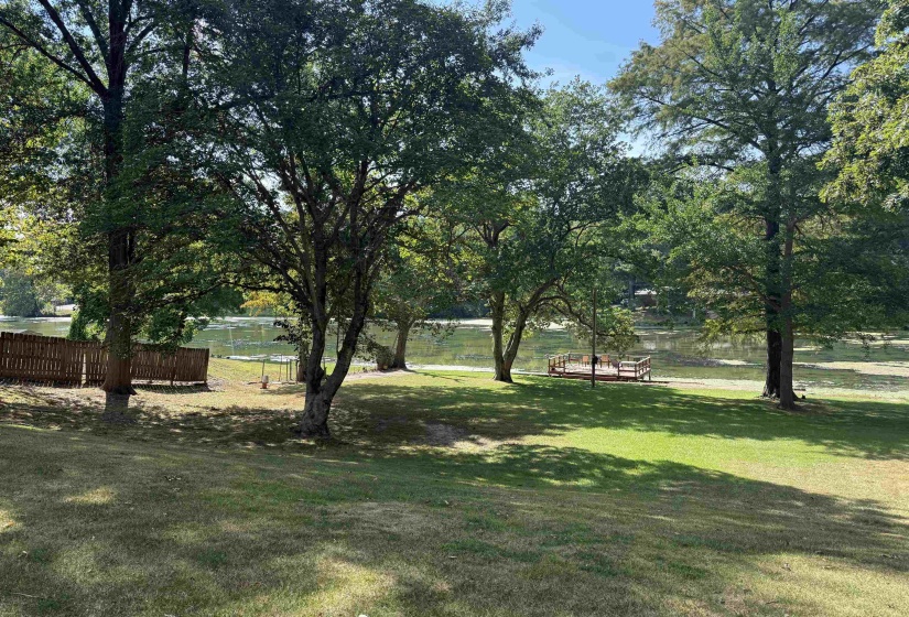 4785 LAKERIDGE DR, Memphis, Tennessee 38109, 2 Bedroom Bedrooms, 5 Room Rooms,1.1 BathroomBathrooms,Residential,For Sale,LAKERIDGE,0,10229662