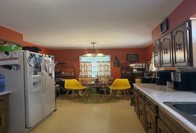 4785 LAKERIDGE DR, Memphis, Tennessee 38109, 2 Bedroom Bedrooms, 5 Room Rooms,1.1 BathroomBathrooms,Residential,For Sale,LAKERIDGE,0,10229662