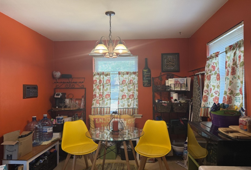 4785 LAKERIDGE DR, Memphis, Tennessee 38109, 2 Bedroom Bedrooms, 5 Room Rooms,1.1 BathroomBathrooms,Residential,For Sale,LAKERIDGE,0,10229662