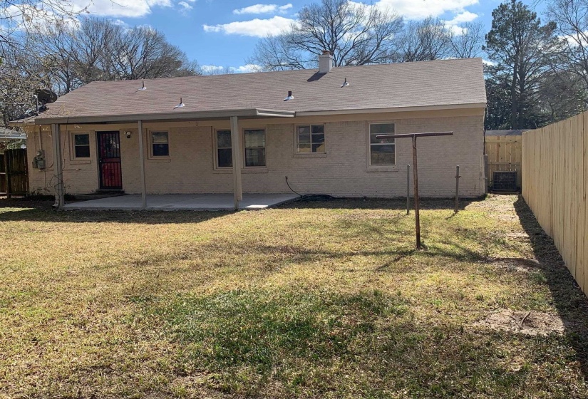 4448 DUNN AVE, Memphis, Tennessee 38117, 3 Bedroom Bedrooms, 6 Room Rooms,1 BathroomBathrooms,Residential,For Sale,DUNN,0,10229663